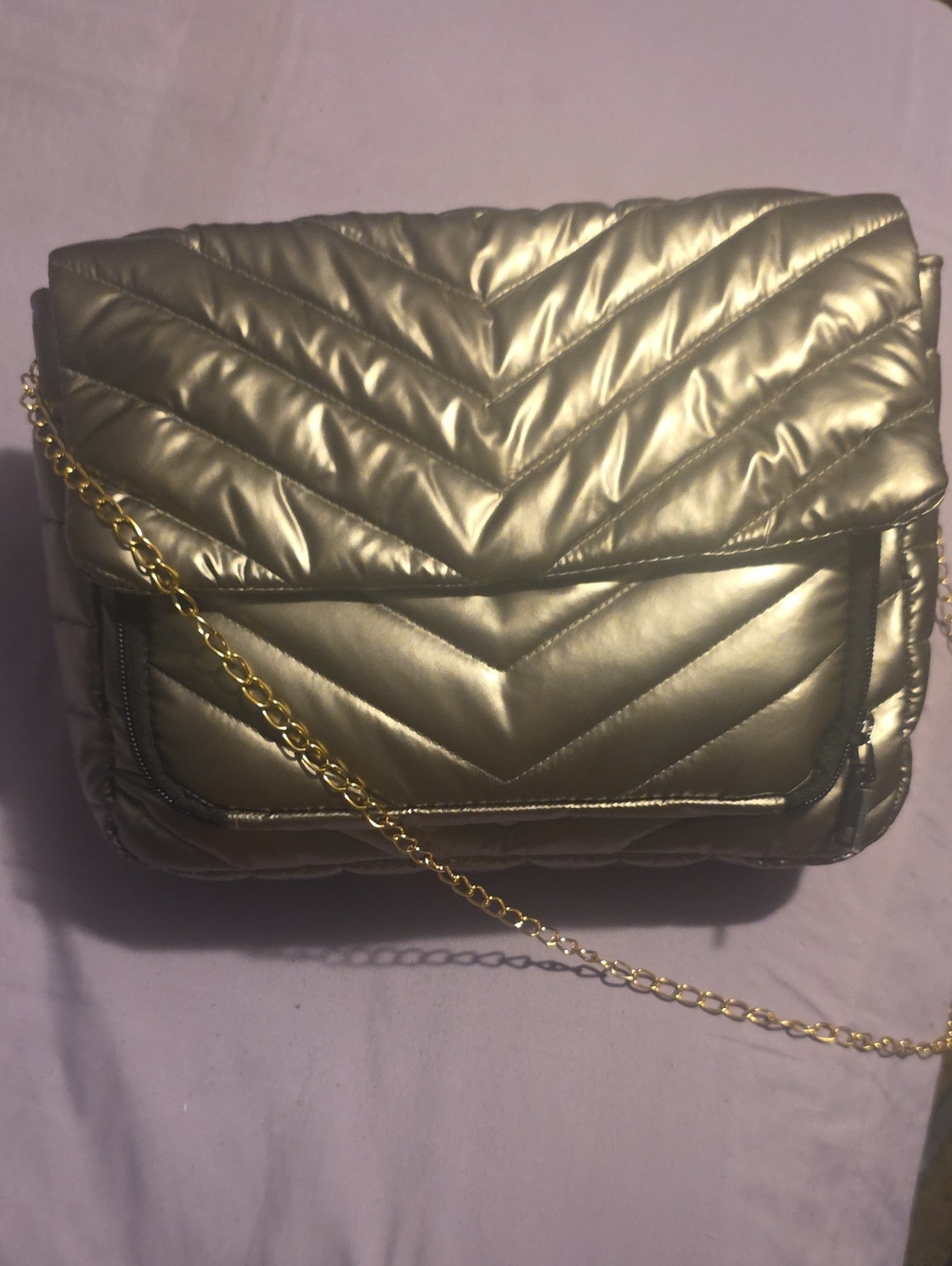 THINK ROYLN Quilted Chevron Puffer Crossbody Bag - Metallic Pewter
